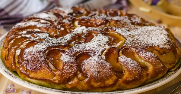 Яблочный пирог на сметане — подробный рецепт